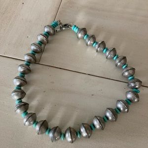 Beaded necklace